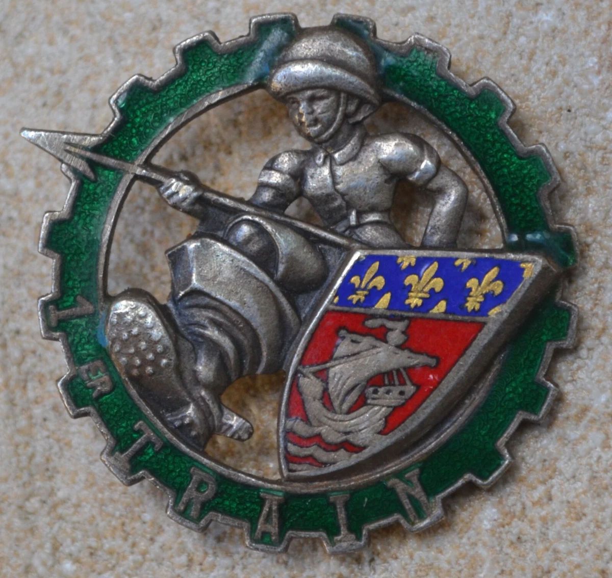 Insigne Militaire 503° Régiment Du Train E.C.R / DRAGO – Très Bon état