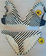 NWT LADIES SIZE LARGE BODY GLOVE 2PC BIKINI SWIMSUIT MSRP 102.00
