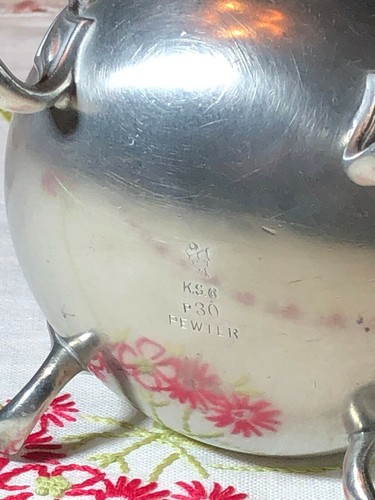 Vintage Art Nouveau Pewter Footed Sugar Bowl and Creamer Set - Picture 8 of 8