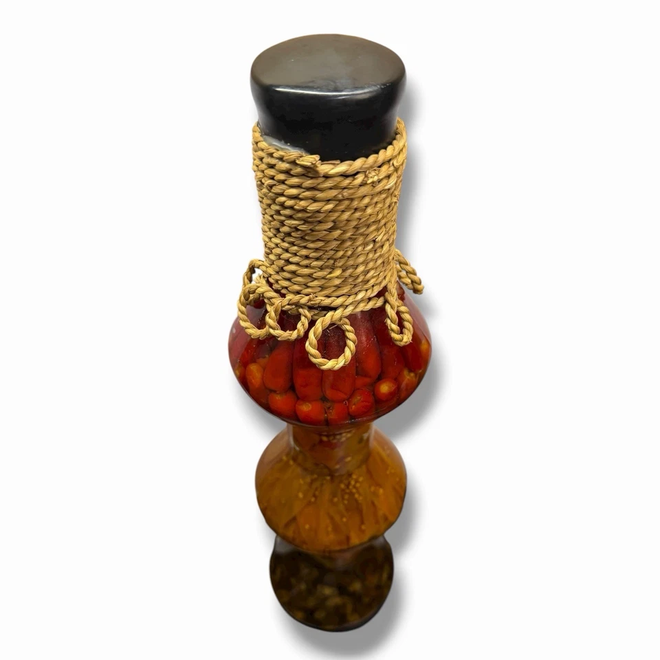 Botella de vidrio decorativa de cocina de vinagre de pimienta verde y amarillo de 17 pulgadas de alto Foto 3 de 4