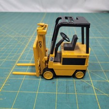 NZG Modelle Caterpillar CAT Fork Lift No 225....