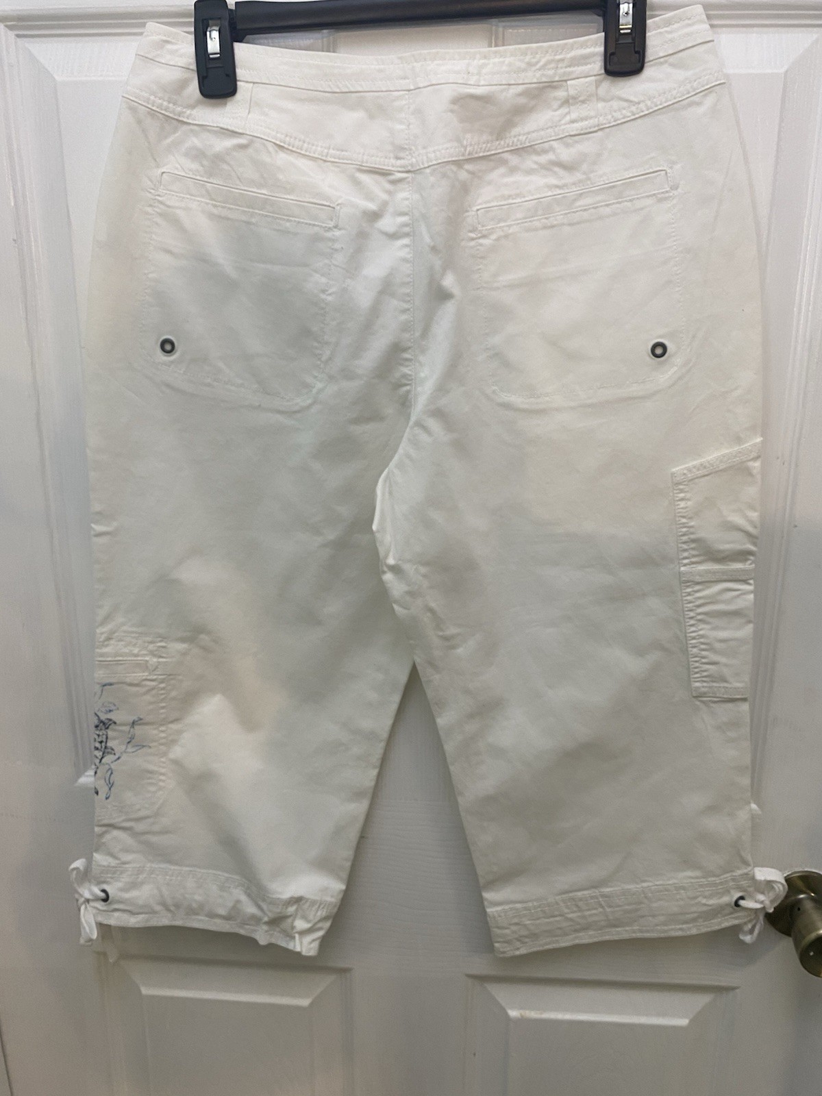 Cropped Drawstring Hem Capris with Subtle blue ko… - image 8