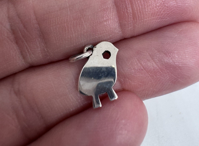 PRECIOUS RARE RETIRED JAMES AVERY STERLING NEVER USED LITTLE FLAT CHICK CHARM-NR