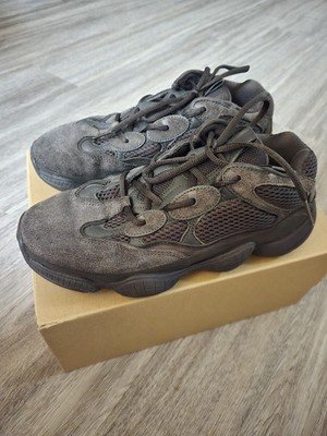 Yeezy 500  Utility Black 