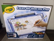 CRAYOLA LIGHT-UP TRACING PAD-SUPER THIN DESIGN. NEW