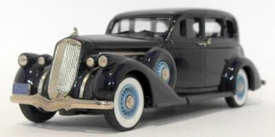 Brooklin 1/43 Scale BRK81 - 1936 Pierce Arrow 1601 Sedan Blue
