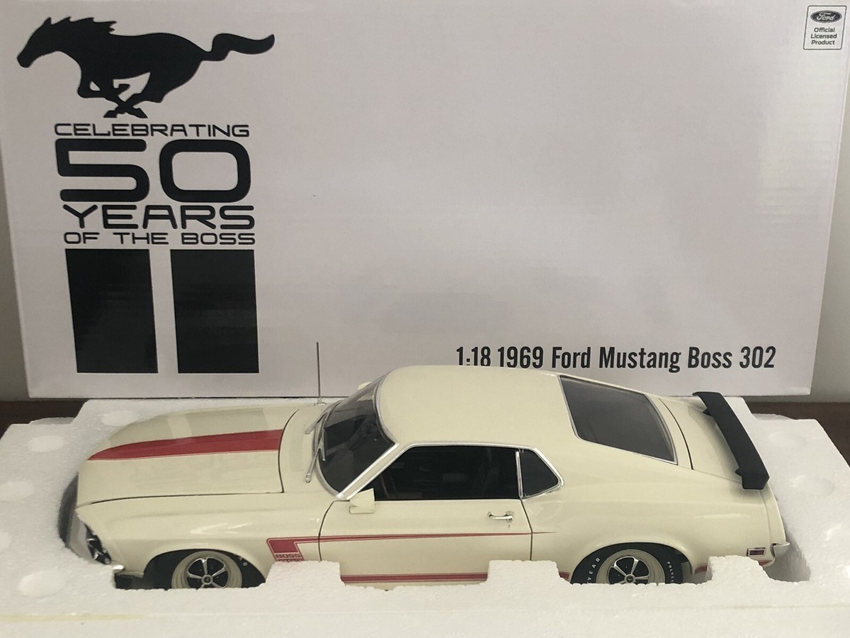 No106 ミニカー1/18 ACME Ford Mustang Boss ACME 1969 FORD MUSTANG BOSS 302 50 YEARS ANNIVERSARY EDITION