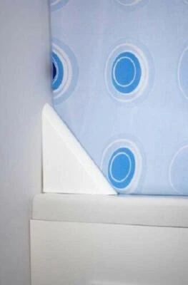 Croydex White Magnetic Curtain Clip - Magnetic Shower Curtain Holder - 125mm