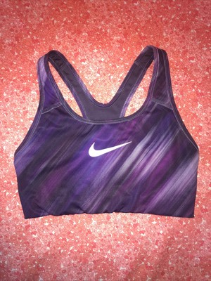 nike patterned sports bra