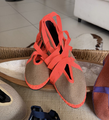 Flabelus Women s Multicolor Solid Linen/Canvas Ballet Flats Lace-Up US 7