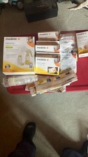 Medela Manual Breast Pump, Quick Clean Micro Steam Bags, Disposable Breast Pads