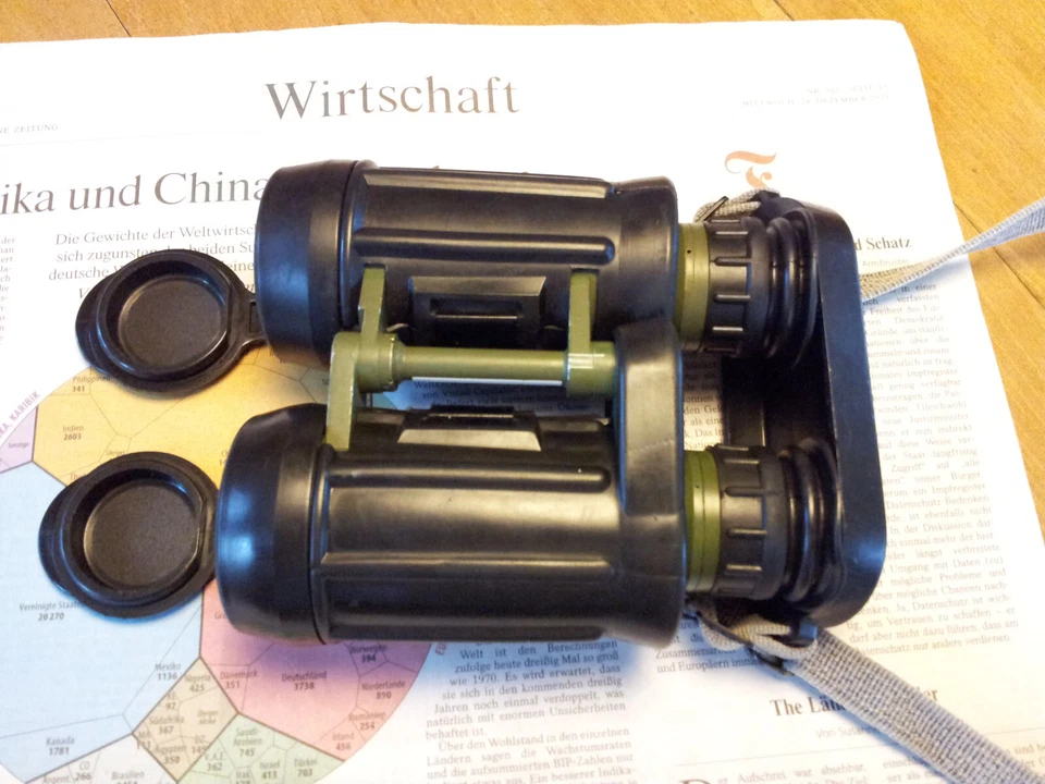 Carl Zeiss Jena EDF 7x40 NVA Fernglas Binoculars Top Angebot - Ohne Strichplatte - Bild 3 von 4