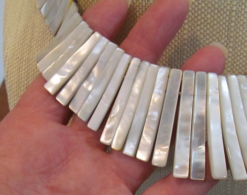 White Mother-of-Pearl & Abalone Reversible Adjustable Length Collar Necklace 19" - Picture 9 of 12