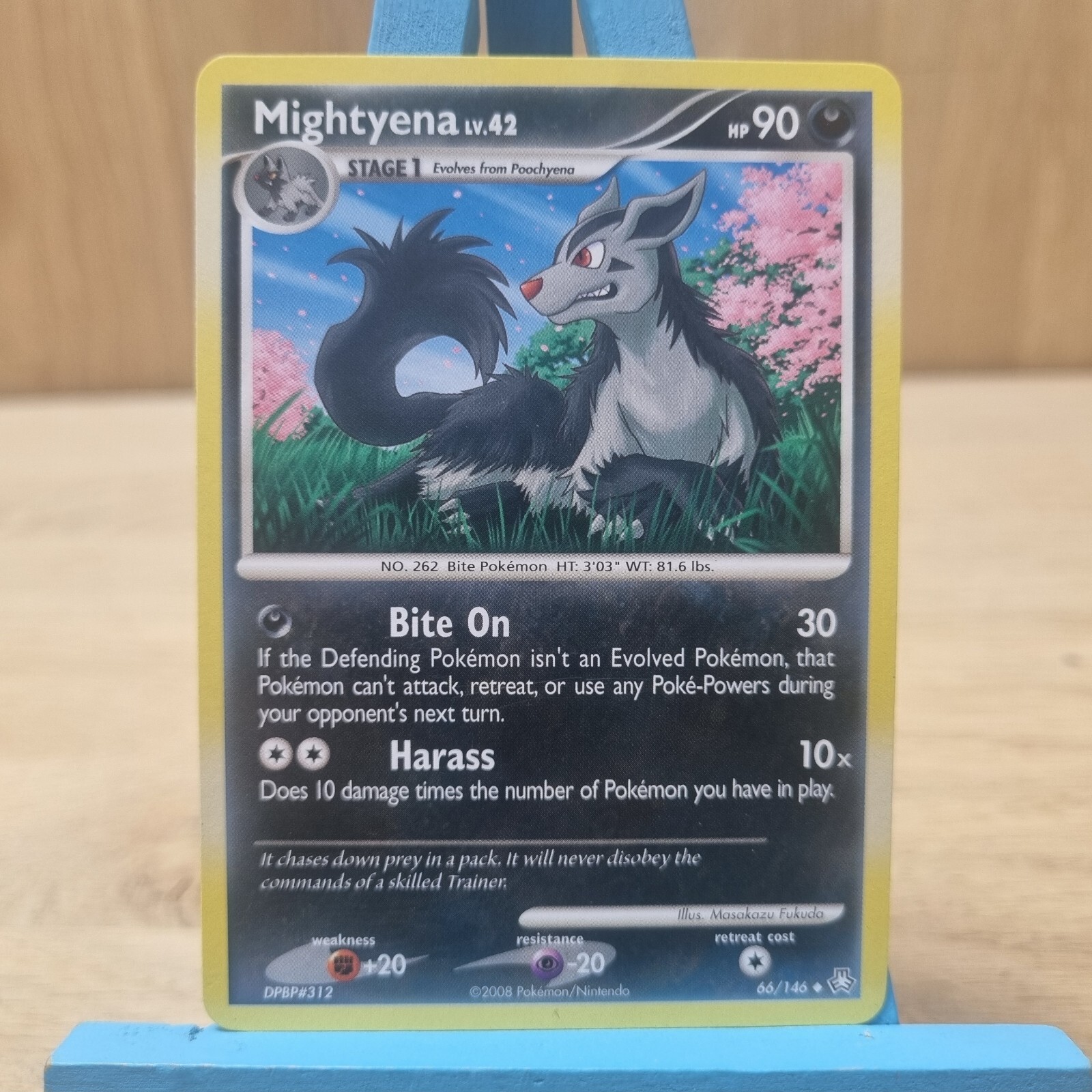 Mightyena 66/146 Legends Awakened LP/EX Pokemon Card