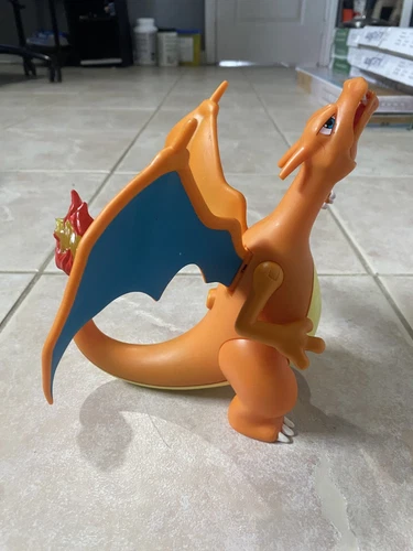 Charizard Electronic Figure Toy – Vintage Pokémon 2005 – Light-Up Tail - TESTED