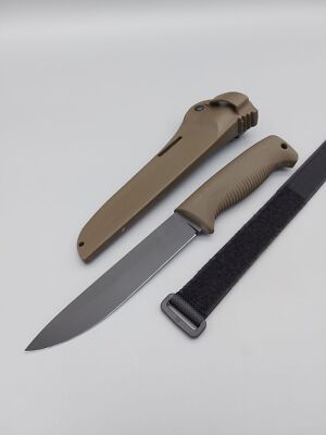 Peltonen Knives Sissipuukko M95 Ranger Knife PTFE Kunststoffscheide Green