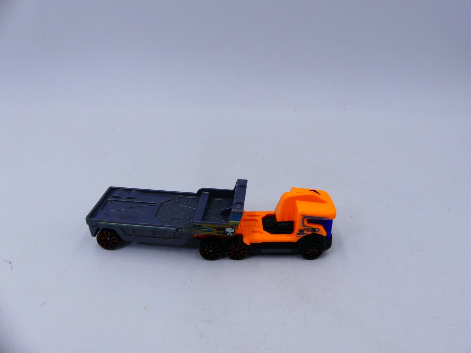 Picture 1 of 6