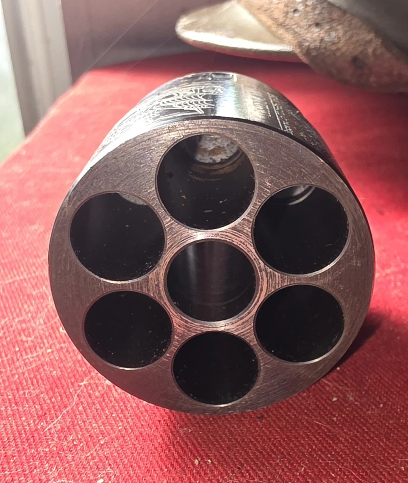 Cilindro de polvo negro Pietta 1860 Army Blued .44 Cal - escena naval grabado láser Foto 3 de 4