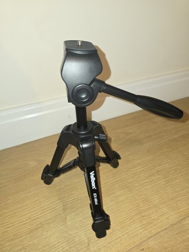 Velbon EX-mini Tabletop Camera Tripod with Case 301727