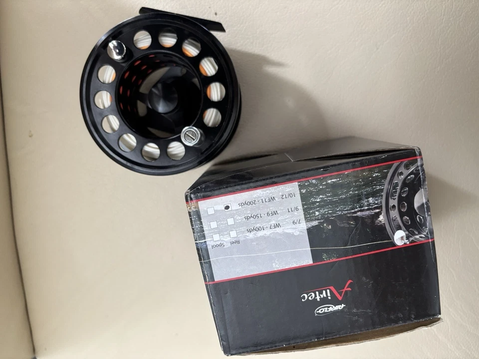 Carrete Airflo Airtec 10/12 Salmon Fly nuevo en caja Foto 3 de 4