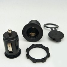 Presa accendisigari auto 12V doppia porta USB caricatore adattatore alimentazione accessori