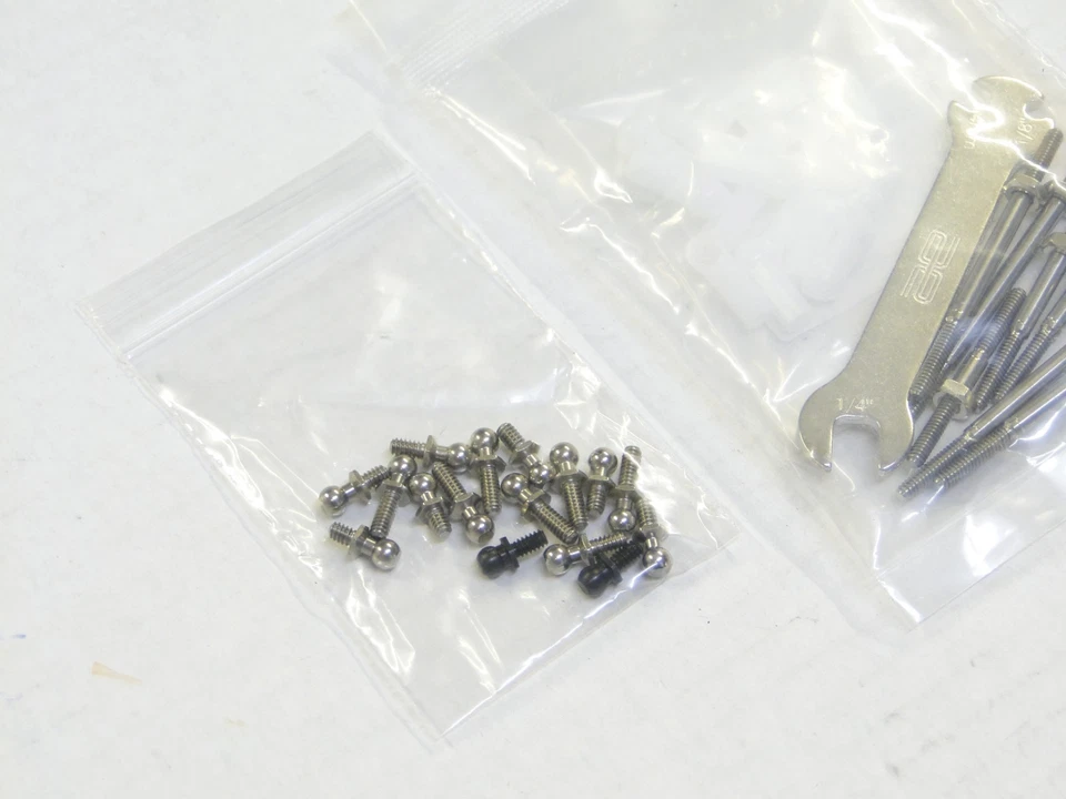 NEW ASSOCIATED RC10 89 MASAMI HIROSAKA EDITION Ball Studs & Turnbuckles Set AM5 - Image 2 of 3