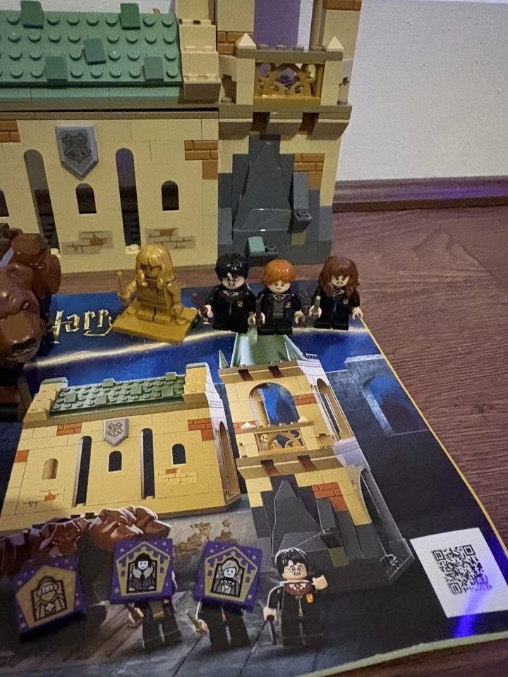 LEGO Harry Potter 76387 Hogwarts: Fluffy Encounter, photo 3 of 5