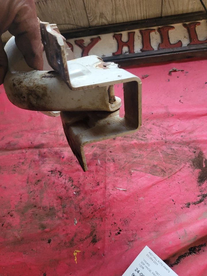 Eldorado Drivers 1967 bisagra de puerta superior compatible con Eldorado 67-70  Foto 4 de 4