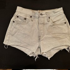 Levi’s 501 Women’s Denim Shorts W25 Light Wash Covered Button Fly Frayed Hem