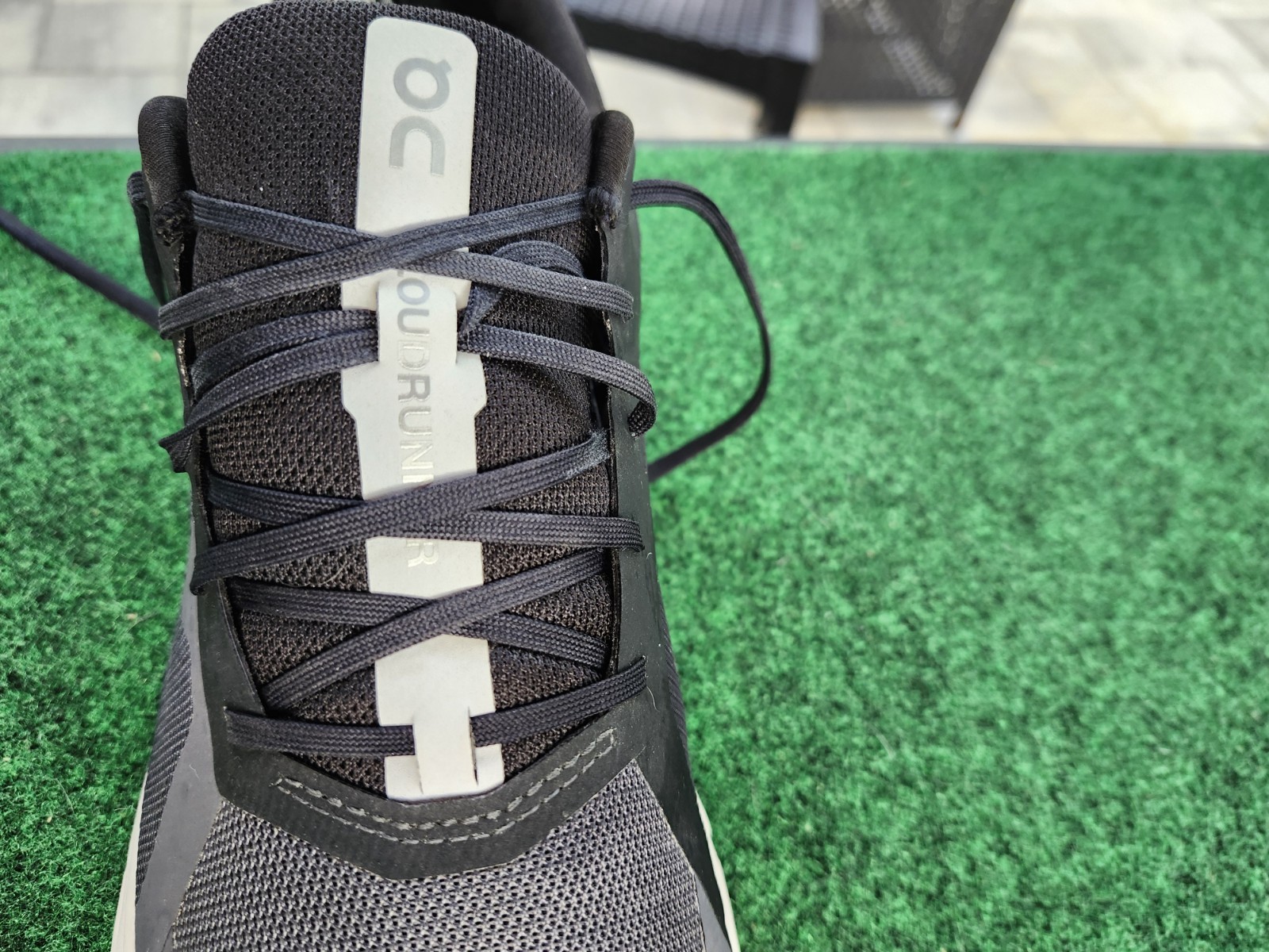 On Cloudrunner Cloud Eclipse Frost Men's Running … - image 9