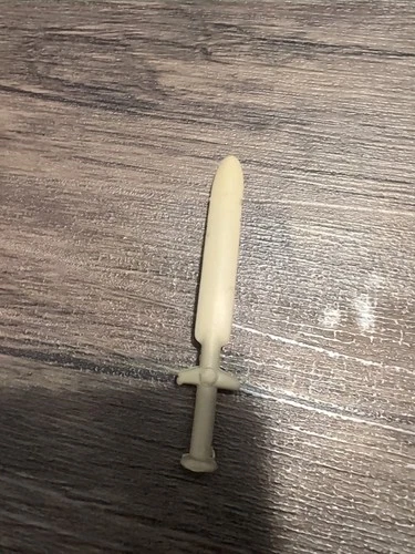 Read Masters of the Universe Castle Grayskull He-Man Sword 1982 Vintage Toy MOTU