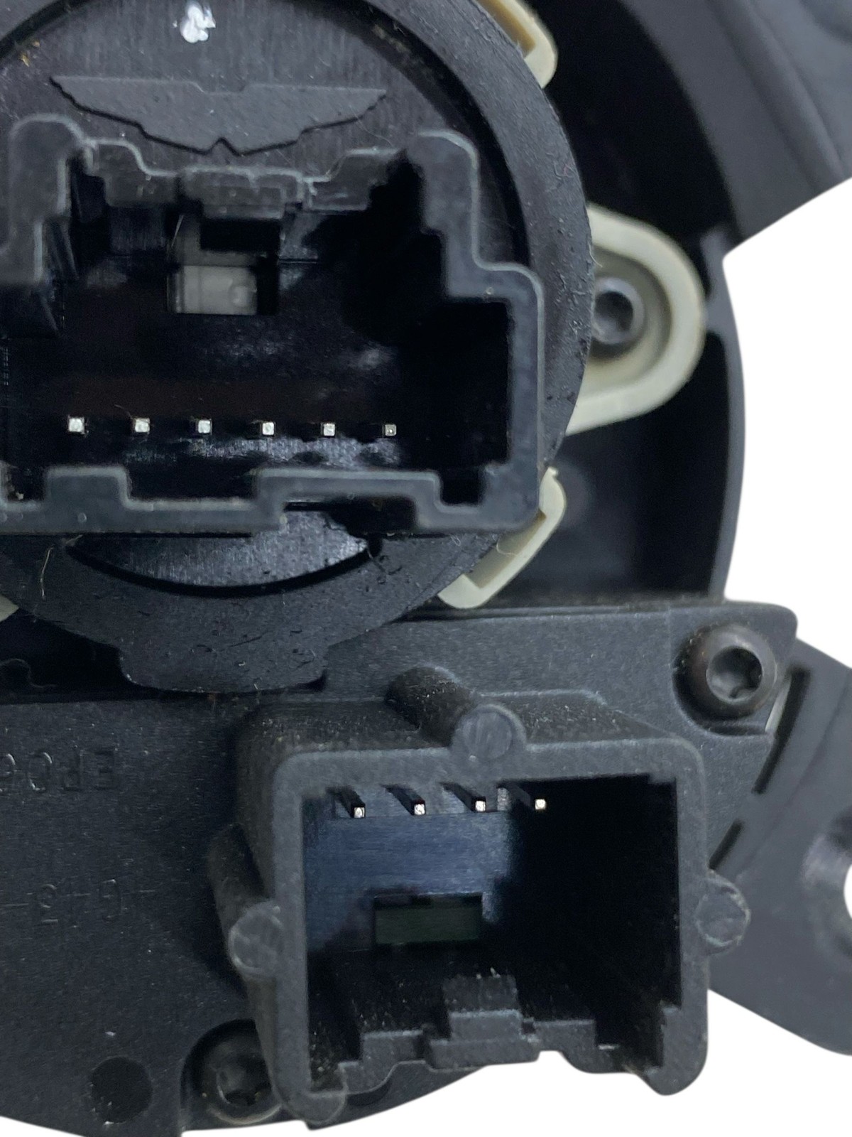 Aston Martin DB9 2013-2016 Headlight switch P/N DG4311654BA
