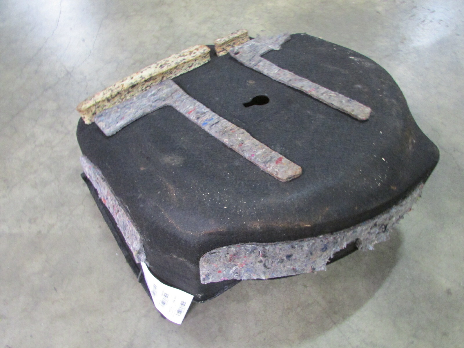 Maserati Ghibli, Spare Tire Tub, Used
