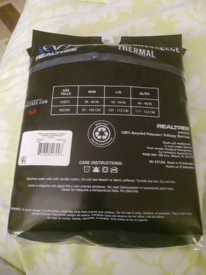 Realtree Men's Heavyweight Fleece Thermal Black top Size XL - Brand New ! - Image 2 of 3