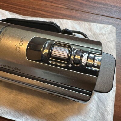 Sony HDR-CX560V High Definition AVC Camcorder for sale Sony HDR-CX560V High Definition AVC Camcorder for sale