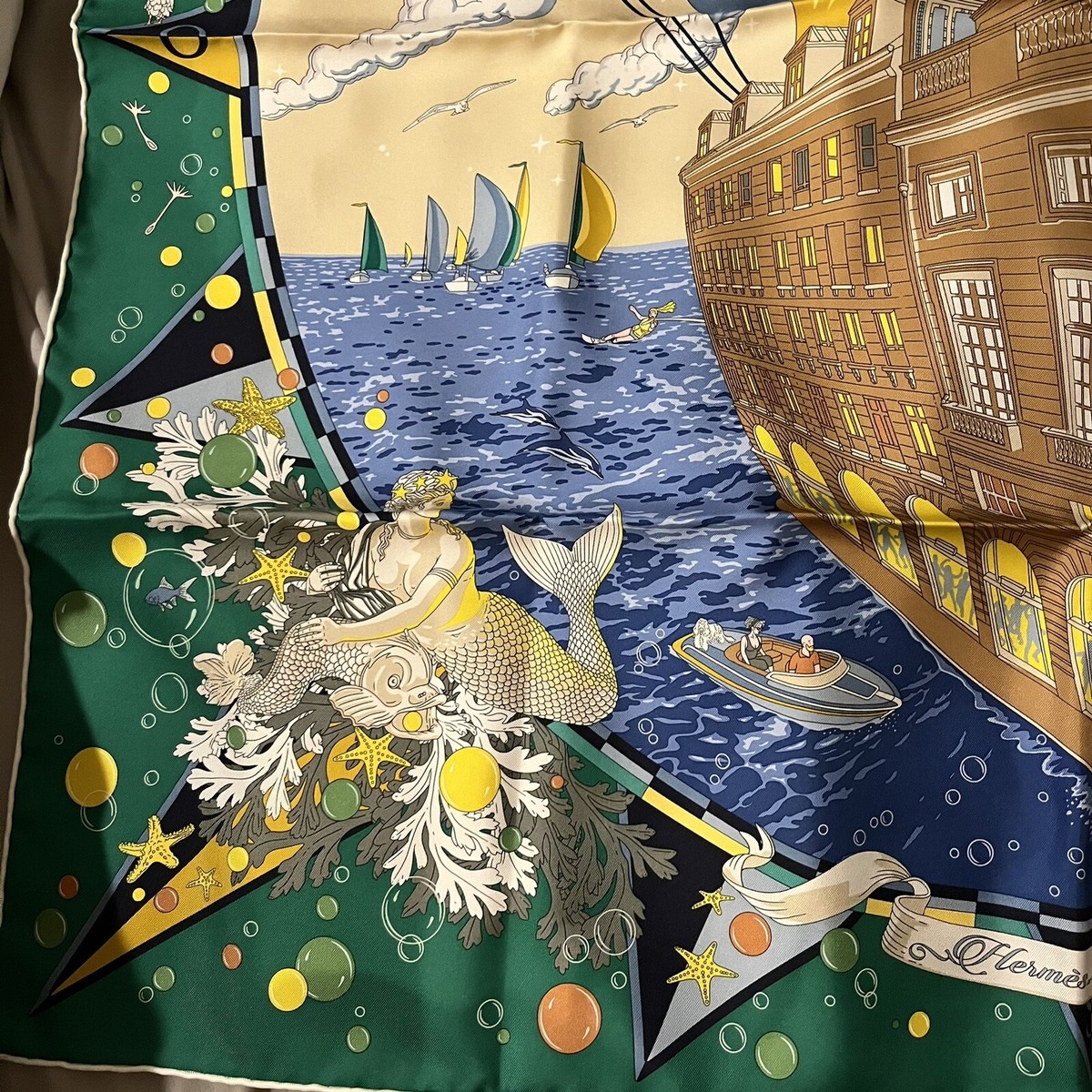 BRAND NEW - Hermes Flagship scarf 90/Émeraude / Bleu Jean