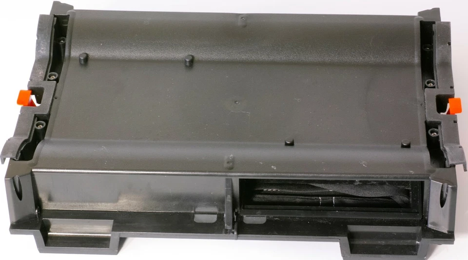 Tapa inferior NC7102 con trampa de suciedad avanzada para limpiadores de piscinas SmartPool o Nu Cobalt Foto 4 de 4