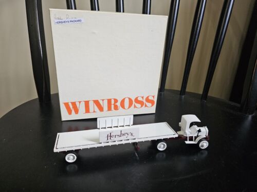 Hershey's Packard Winross Truck - Picture 1 of 14