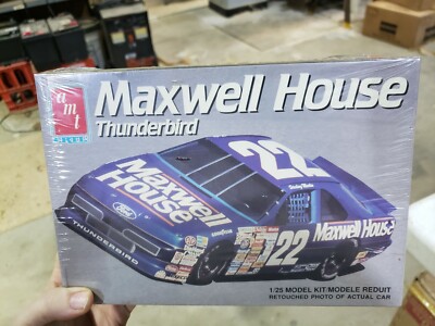 New AMT #22 Maxwell House Thunderbird 6457