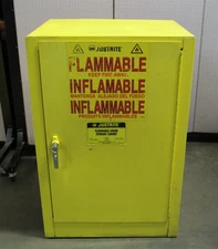 Justrite 12 Gal Gallon Flammable Storage Cabinet 25710 1 Shelf 18X23X35 W/ Keys