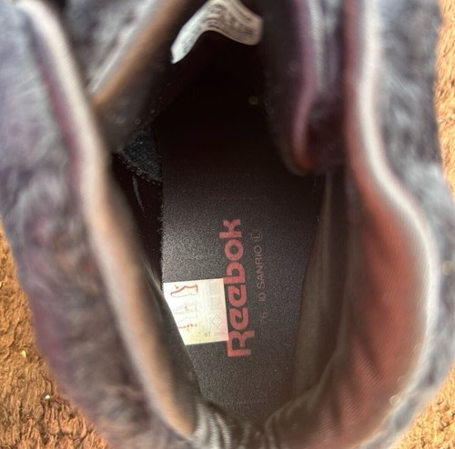 clean Women 8.5 Hello kitty × Reebok collaboration Black shoes sneakers Sanrio - Picture 6 of 7