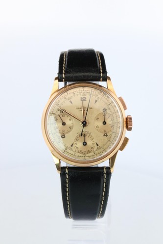 Universal Geneve 12494 Compax. 18k YG Universal Chrono Mechanical Vintage Watch.