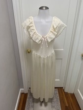 Vintage 80s Cinema Etoile Lace Nightgown Coquette Cottagecore Cream Medium USA