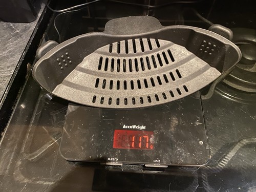 Silicone Clip On Pan Strainer / Colander - Picture 5 of 5