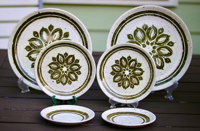 Vintage Biltons Staffordshire Ironstone Green Floral Speckled Plates Set 6 Pc