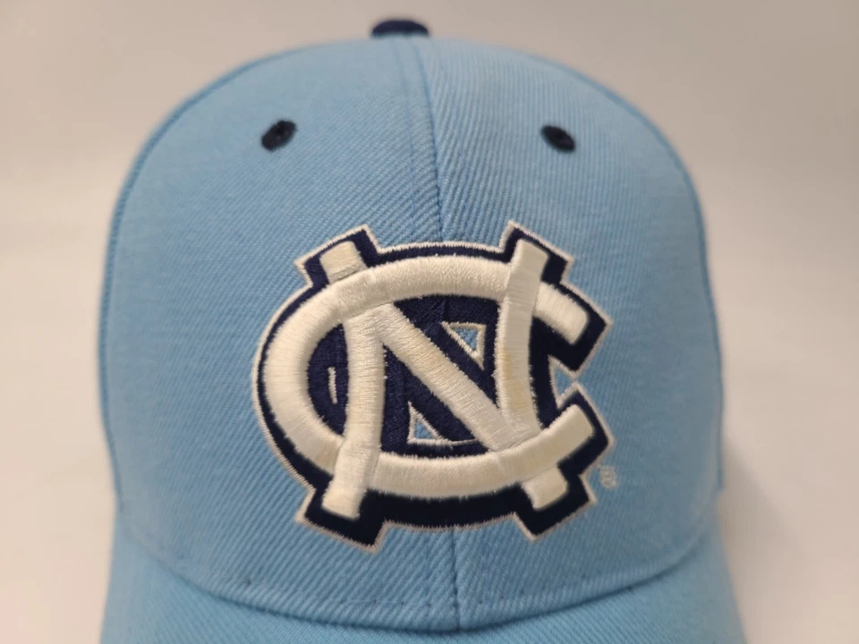 De colección Universidad de Carolina del Norte UNC Tacones Alquitranados Gorra Ajustable Mezcla de Lana Foto 4 de 4