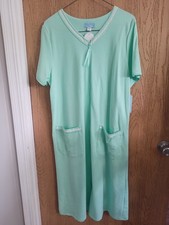 Celestial Dreams Granny Core Nightgown Size M Nwt