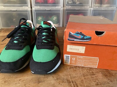 Vintage Nike Vector Greenspark 310767 381 Escape Max Ldv St Bermuda Waffle Sacai og