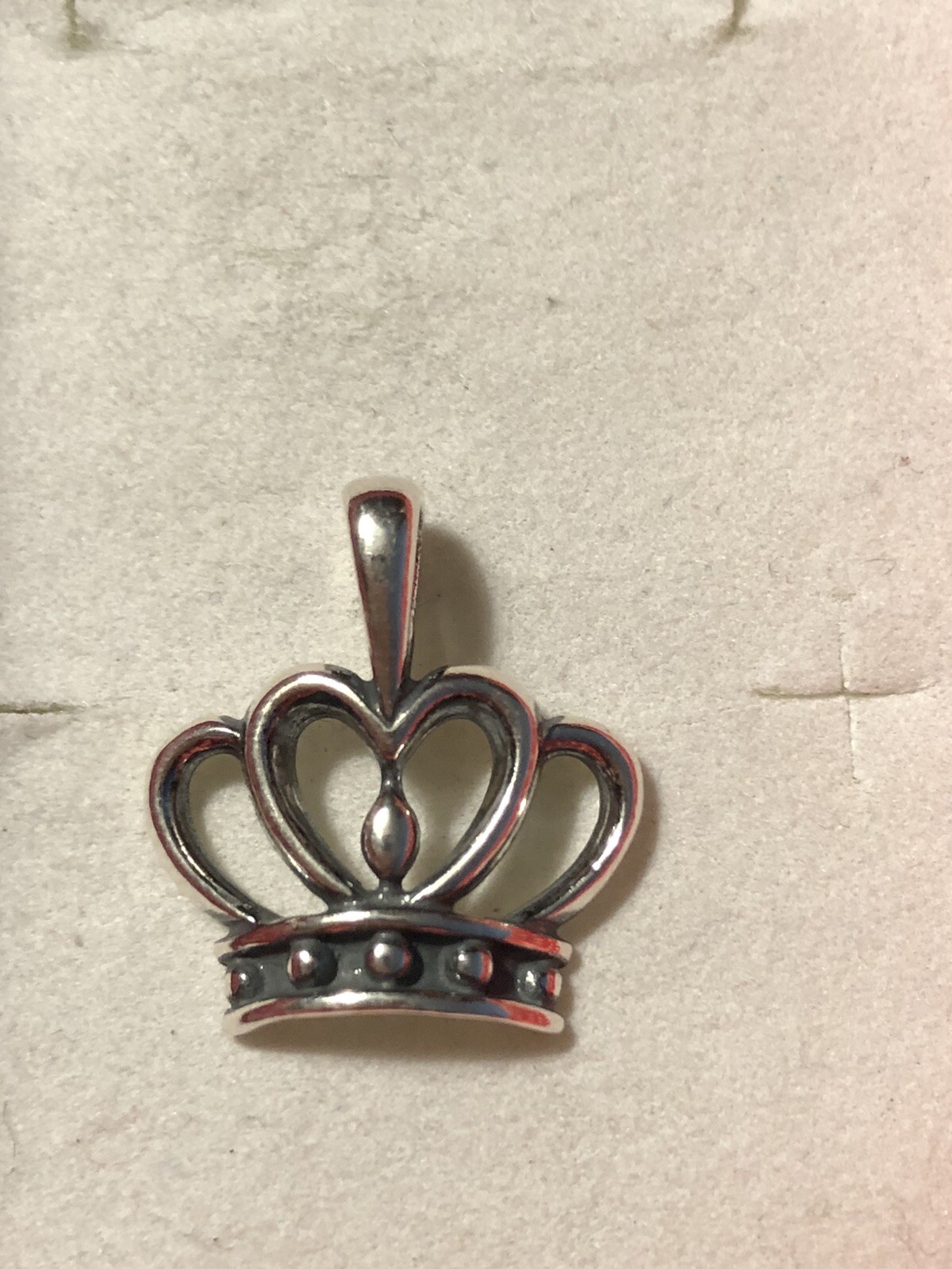 James Avery RETIRED Queen of Hearts Crown Charm Gem