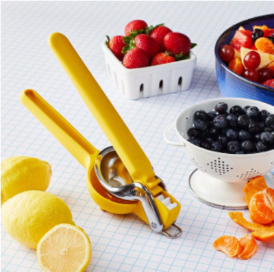 Chef'n FreshForce Lemon Juicer 2.0 - NEW